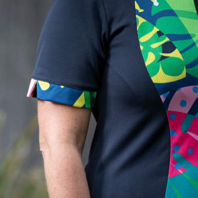 TROPICAL TEE