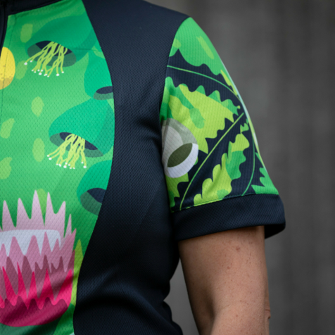 NATIVE TEE